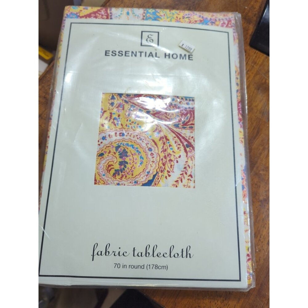 Vintage Essential Home Fabric Tablecloth 70 Inch Round Paisley Print